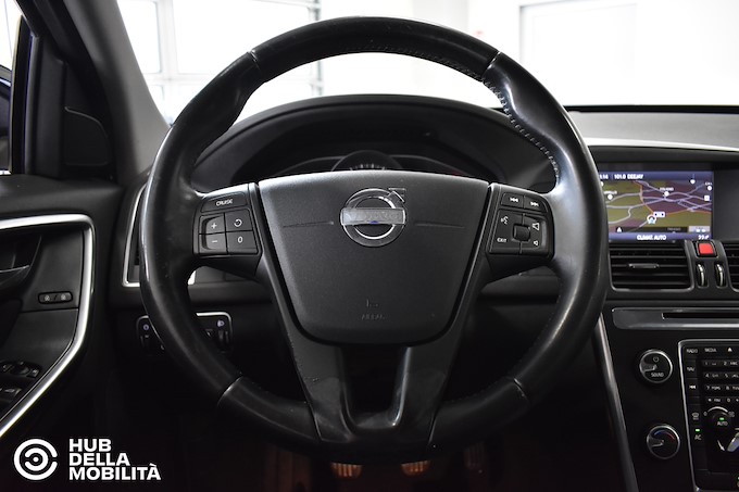 VOLVO XC60 D3 Business